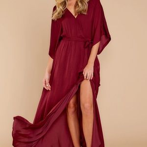 Can’t look away Burgundy Maxi Dress